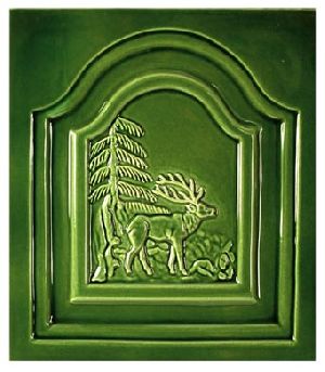 Szarvasos kapus csempe