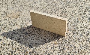 Samott tégla (20X124X250)